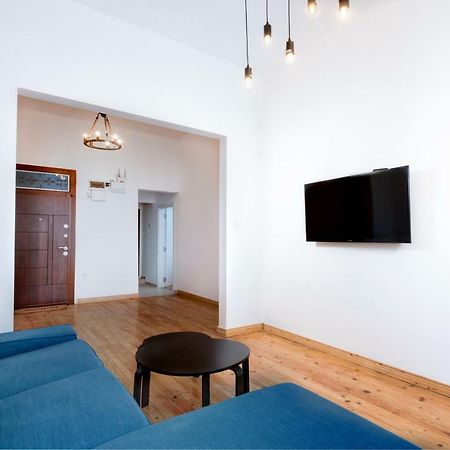 The White Apartment - Bogoridi Main Street 부르가스 외부 사진